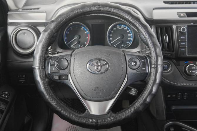 Toyota RAV4 IV (XA40) Рестайлинг с пробегом 2019 года, цена 2 899 000 рублей, 89000 км, внедорожник, Автокод Объявления