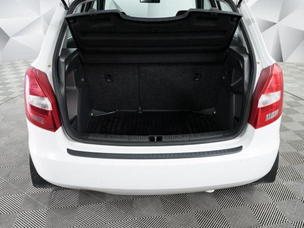 Skoda Fabia II Рестайлинг с пробегом 2011 года, цена 494 000 рублей, 245000 км, хэтчбек, Автокод Объявления