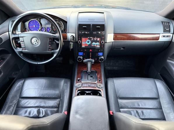 Volkswagen Touareg I Рестайлинг с пробегом 2008 года, цена 1 250 000 рублей, 319800 км, внедорожник, Автокод Объявления