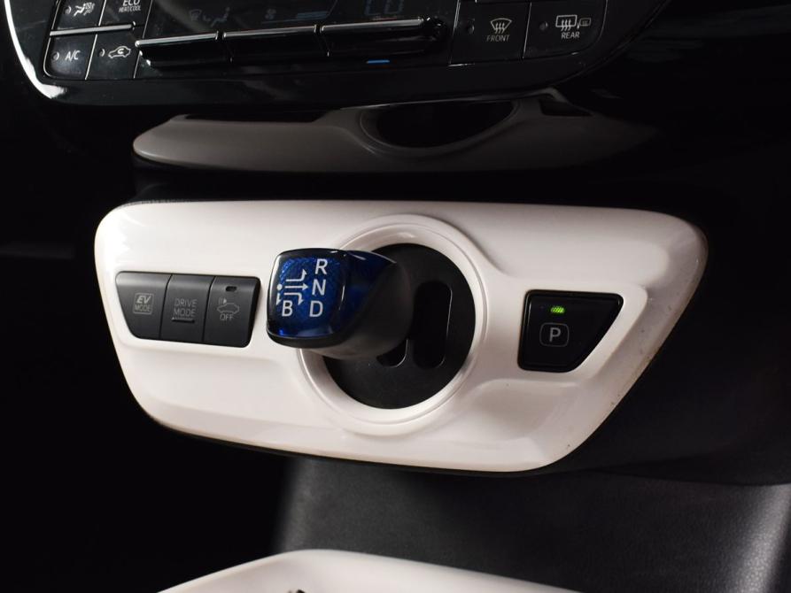 Toyota Prius IV (XW50) Кемерово  - изображение 17