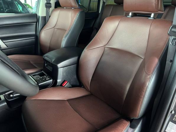 Toyota Land Cruiser Prado 150 Series Рестайлинг 2 с пробегом 2019 года, цена 5 900 000 рублей, 136921 км, внедорожник, Автокод Объявления