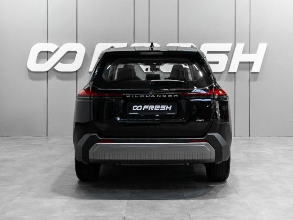 Toyota Wildlander II с пробегом 2026 года, цена 4 739 000 рублей, 19 км, внедорожник, Автокод Объявления