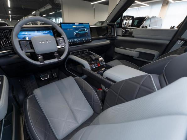 BYD FangChengBao Leopard 5 I с пробегом 2023 года, цена 5 250 000 рублей, 219 км, внедорожник, Автокод Объявления