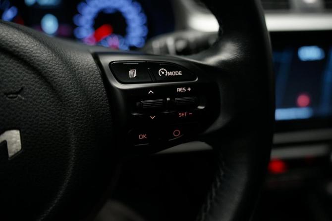 Kia Rio IV Рестайлинг с пробегом 2021 года, цена 1 999 000 рублей, 86000 км, хэтчбек, Автокод Объявления