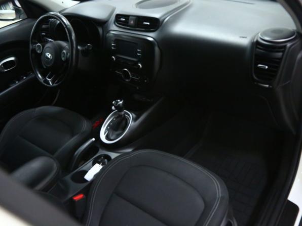 Kia Soul II Рестайлинг с пробегом 2018 года, цена 1 394 000 рублей, 131236 км, хэтчбек, Автокод Объявления