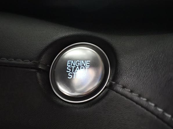Hyundai Santa Fe IV Рестайлинг с пробегом 2021 года, цена 2 989 000 рублей, 122276 км, внедорожник, Автокод Объявления