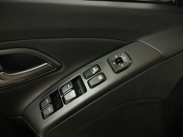 Hyundai ix35 I Рестайлинг с пробегом 2014 года, цена 1 230 000 рублей, 188103 км, внедорожник, Автокод Объявления