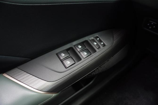 Changan Lamore с пробегом 2023 года, цена 2 099 000 рублей, 17702 км, седан, Автокод Объявления
