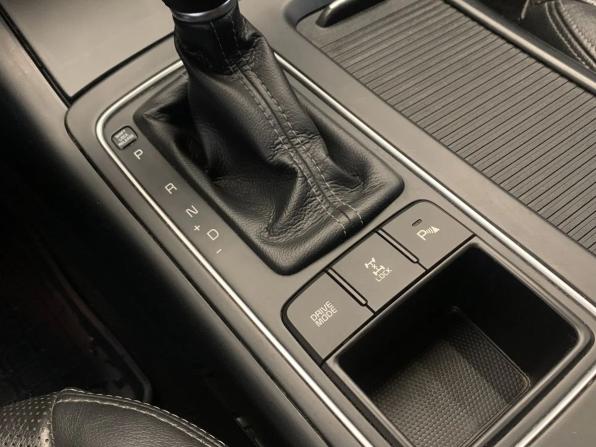 Kia Sorento III Prime с пробегом 2017 года, цена 2 323 000 рублей, 136000 км, внедорожник, Автокод Объявления