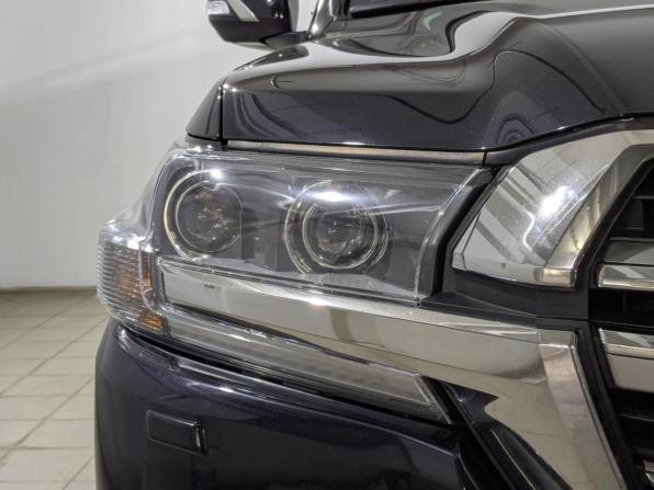 Toyota Land Cruiser 200 Series Рестайлинг 2 с пробегом 2019 года, цена 7 950 000 рублей, 95423 км, внедорожник, Автокод Объявления