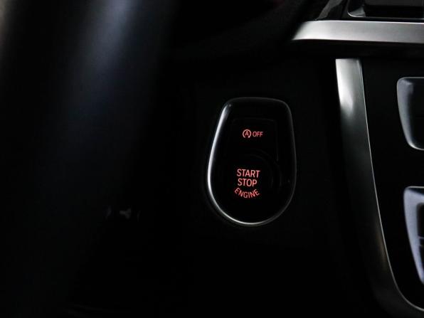 BMW 3 серии VI (F3x) с пробегом 2013 года, цена 1 799 000 рублей, 128595 км, седан, Автокод Объявления
