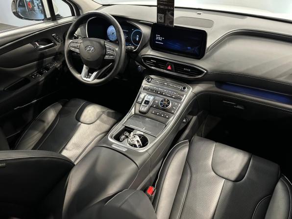 Hyundai Santa Fe IV Рестайлинг с пробегом 2022 года, цена 3 800 000 рублей, 42000 км, внедорожник, Автокод Объявления