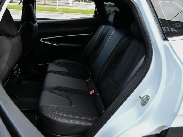 Geely Cityray с пробегом 2026 года, цена 2 690 000 рублей, 2125 км, внедорожник, Автокод Объявления