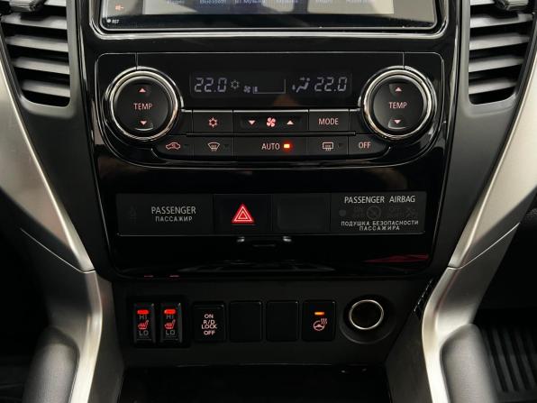 Mitsubishi Pajero Sport III с пробегом 2018 года, цена 2 800 000 рублей, 116500 км, внедорожник, Автокод Объявления