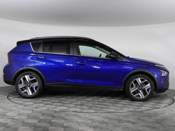 Hyundai Bayon I с пробегом 2023 года, цена 2 079 000 рублей, 40689 км, внедорожник, Автокод Объявления