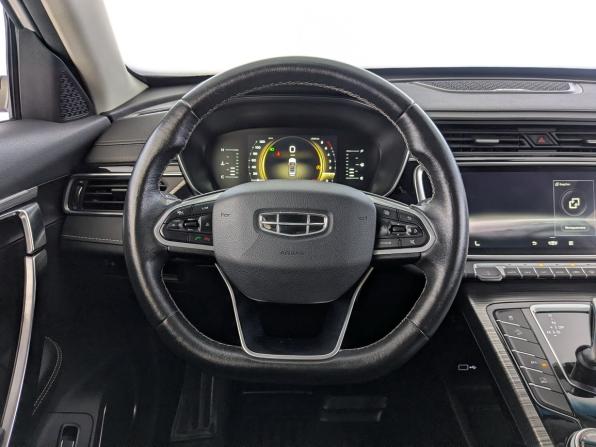 Geely Atlas Pro с пробегом 2021 года, цена 1 800 000 рублей, 84445 км, внедорожник, Автокод Объявления