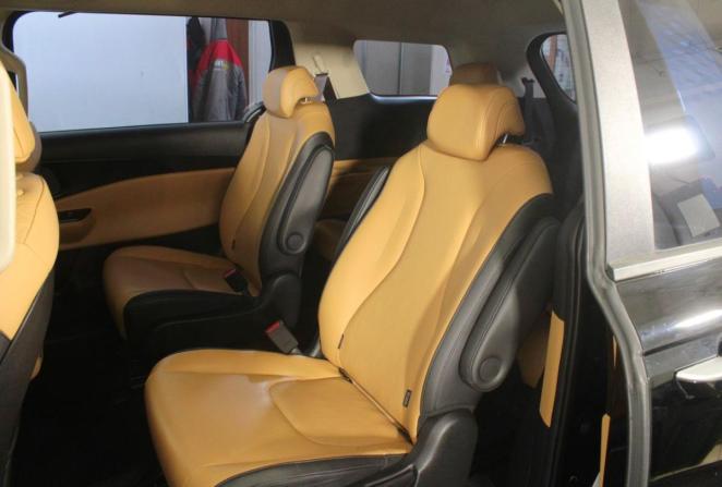 Kia Carnival III с пробегом 2020 года, цена 4 350 000 рублей, 46189 км, минивэн, Автокод Объявления