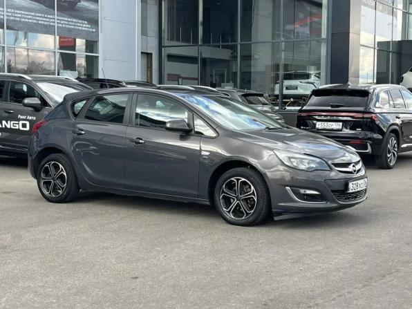 Opel Astra J Рестайлинг с пробегом 2013 года, цена 670 000 рублей, 193720 км, хэтчбек, Автокод Объявления