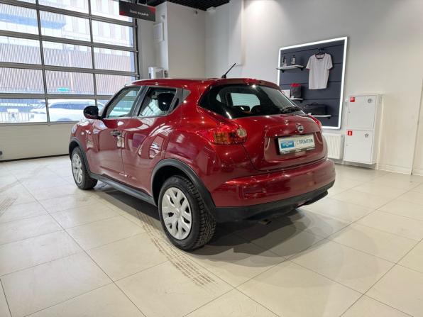 Nissan Juke I с пробегом 2014 года, цена 882 000 рублей, 110249 км, внедорожник, Автокод Объявления