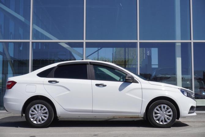 Lada (ВАЗ) Vesta I с пробегом 2021 года, цена 1 070 000 рублей, 66000 км, седан, Автокод Объявления