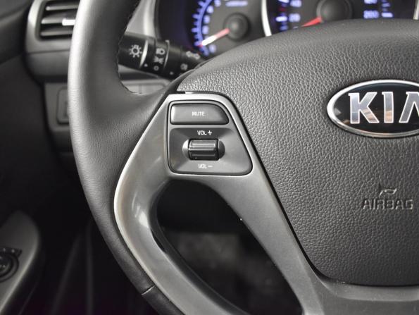 Kia Rio III Рестайлинг с пробегом 2017 года, цена 1 149 900 рублей, 104837 км, седан, Автокод Объявления