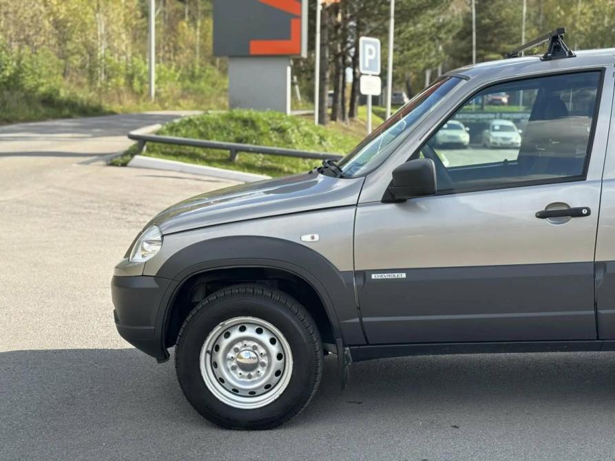 Chevrolet Niva I Рестайлинг Прокопьевск  - изображение 11