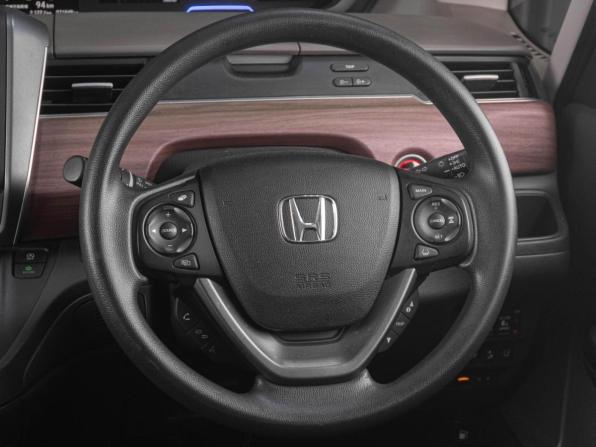 Honda Freed II Рестайлинг с пробегом 2020 года, цена 1 819 000 рублей, 71949 км, компактвэн, Автокод Объявления