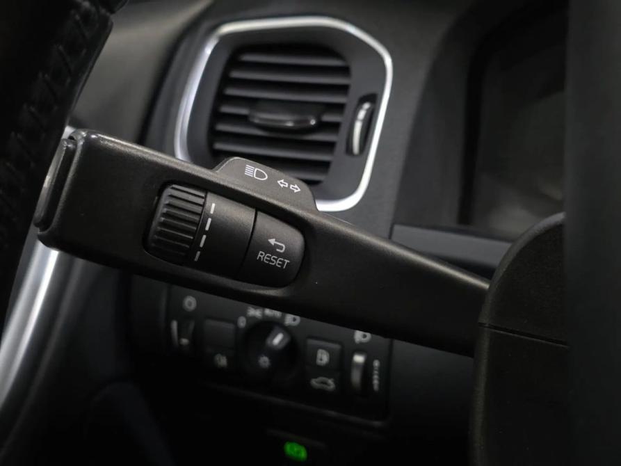 Volvo S60 II Санкт-Петербург  - изображение 12