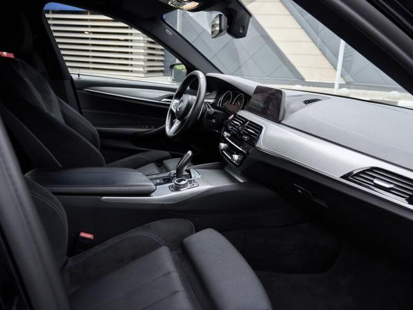 BMW 5 серии VII (G30/G31/G38) с пробегом 2018 года, цена 2 948 000 рублей, 211839 км, седан, Автокод Объявления