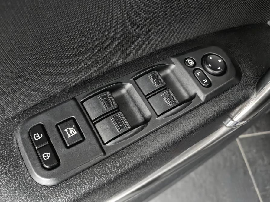 FAW Besturn X80 I Москва  - изображение 20