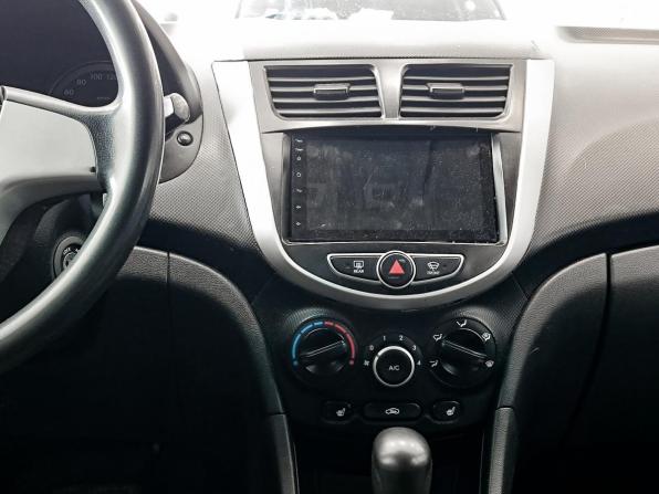 Hyundai Solaris I с пробегом 2011 года, цена 699 000 рублей, 181700 км, седан, Автокод Объявления