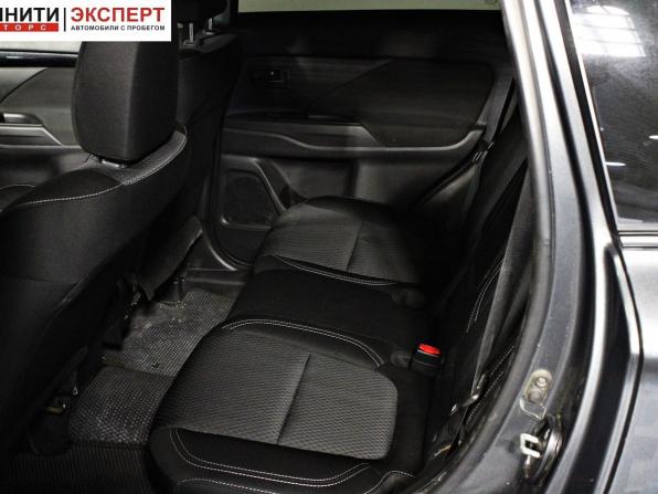 Mitsubishi Outlander III Рестайлинг 3 с пробегом 2020 года, цена 1 797 000 рублей, 116048 км, внедорожник, Автокод Объявления