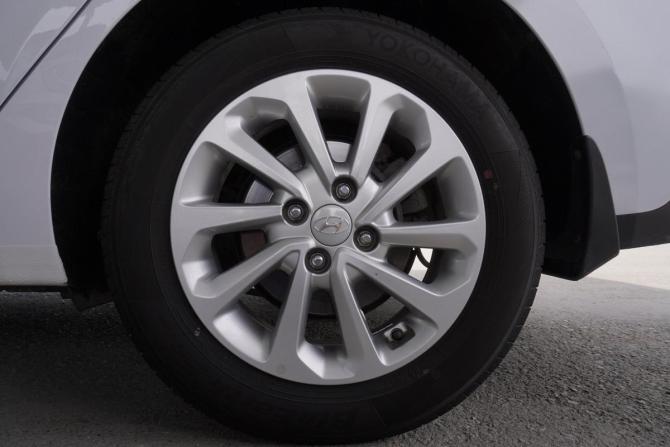 Hyundai Solaris II Рестайлинг с пробегом 2021 года, цена 1 667 000 рублей, 99567 км, седан, Автокод Объявления