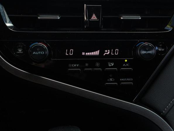 Toyota Camry VIII (XV70) Рестайлинг с пробегом 2021 года, цена 3 100 000 рублей, 88424 км, седан, Автокод Объявления