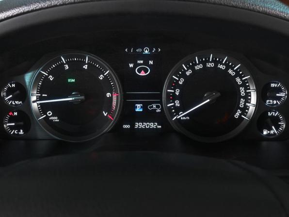 Toyota Land Cruiser 200 Series Рестайлинг 2 с пробегом 2016 года, цена 4 619 000 рублей, 392092 км, внедорожник, Автокод Объявления