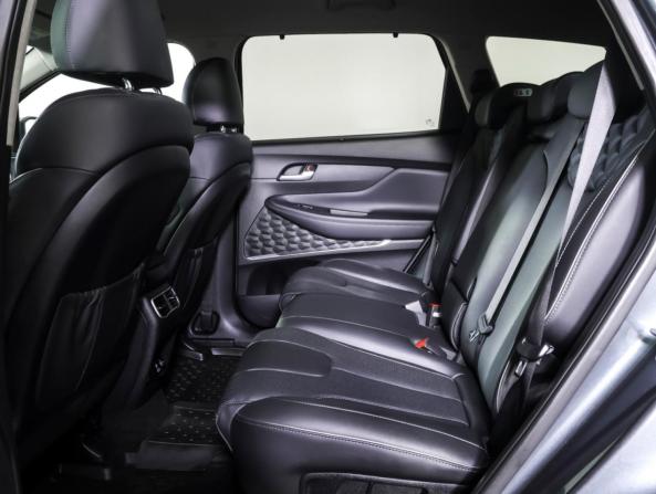 Hyundai Santa Fe IV Рестайлинг с пробегом 2022 года, цена 3 590 000 рублей, 61172 км, внедорожник, Автокод Объявления