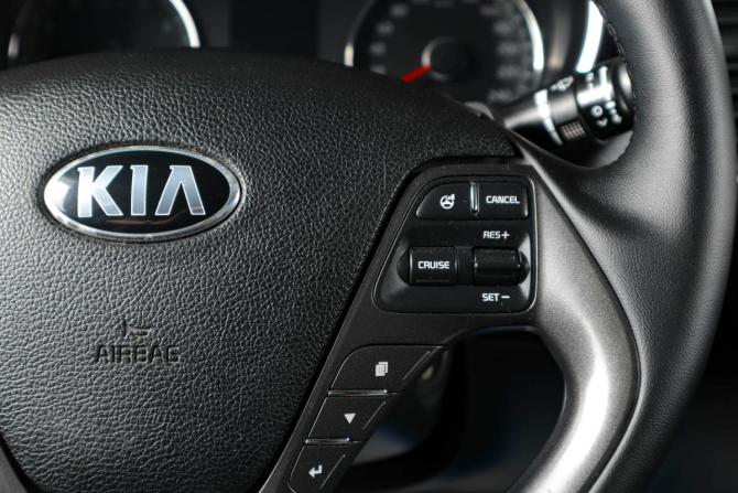 Kia Cerato III с пробегом 2013 года, цена 1 359 000 рублей, 245000 км, седан, Автокод Объявления