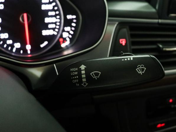 Audi A6 IV (C7) Рестайлинг с пробегом 2015 года, цена 2 159 000 рублей, 113354 км, седан, Автокод Объявления