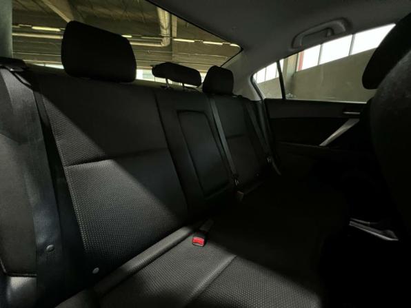 Mazda 3 II (BL) Рестайлинг с пробегом 2013 года, цена 980 000 рублей, 163290 км, седан, Автокод Объявления