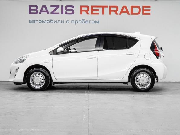Toyota Aqua I Рестайлинг 2 с пробегом 2017 года, цена 925 000 рублей, 200803 км, хэтчбек, Автокод Объявления