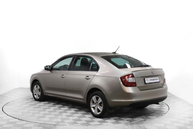 Skoda Rapid I Рестайлинг с пробегом 2018 года, цена 1 444 000 рублей, 107700 км, лифтбек, Автокод Объявления