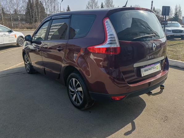 Renault Scenic III Рестайлинг 2 с пробегом 2014 года, цена 1 090 000 рублей, 323914 км, компактвэн, Автокод Объявления