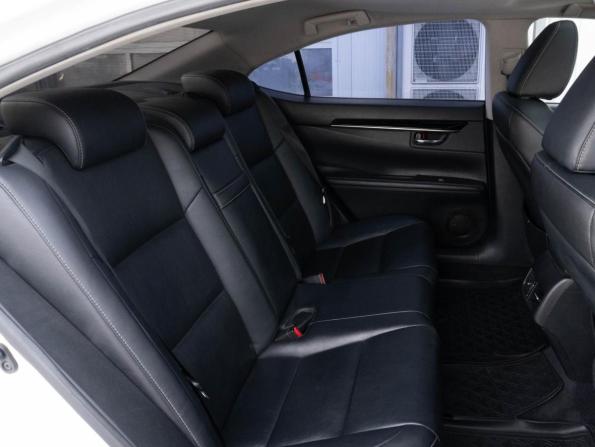 Lexus ES VI с пробегом 2014 года, цена 1 849 000 рублей, 220322 км, седан, Автокод Объявления