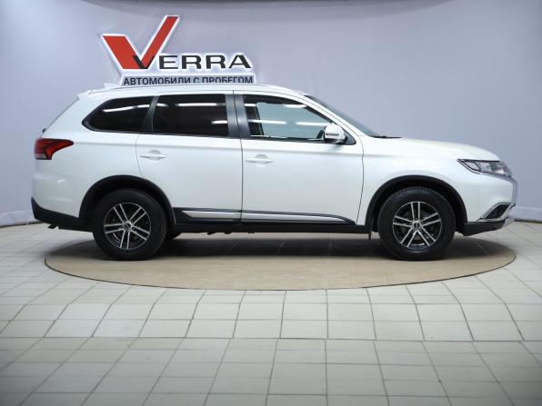 Mitsubishi Outlander III Рестайлинг 2 с пробегом 2018 года, цена 1 850 000 рублей, 149899 км, внедорожник, Автокод Объявления