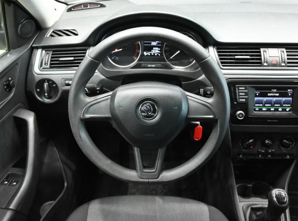 Skoda Rapid I с пробегом 2017 года, цена 1 030 000 рублей, 175496 км, лифтбек, Автокод Объявления