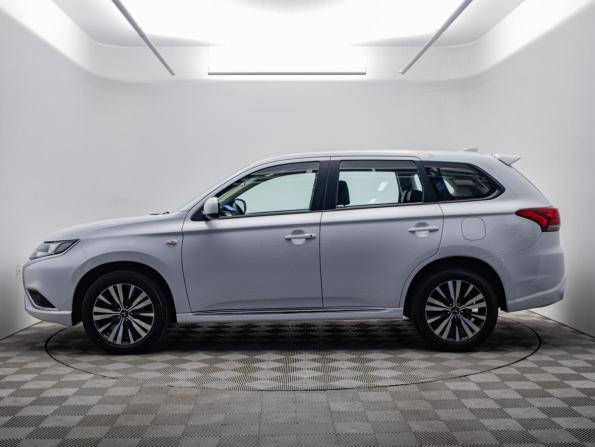 Mitsubishi Outlander III Рестайлинг 3 с пробегом 2022 года, цена 2 385 000 рублей, 63280 км, внедорожник, Автокод Объявления
