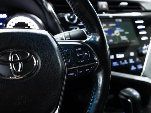 Toyota Camry VIII (XV70) с пробегом 2020 года, цена 3 275 000 рублей, 98126 км, седан, Автокод Объявления