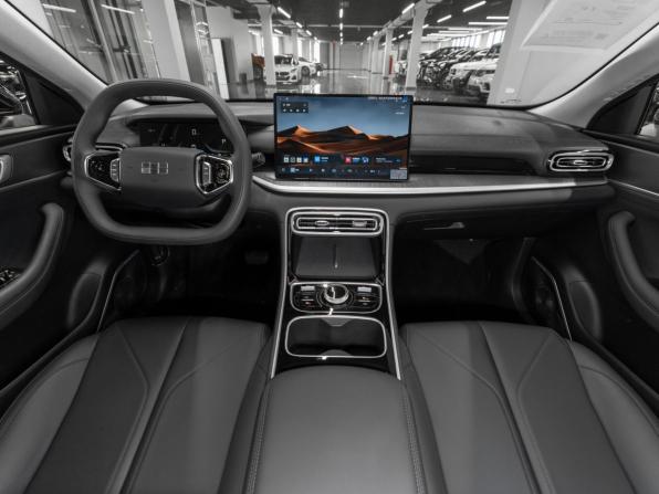 Geely Galaxy Starshine 6 с пробегом 2025 года, цена 2 700 000 рублей, 27 км, седан, Автокод Объявления