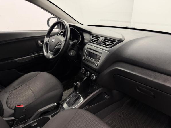 Kia Rio III Рестайлинг с пробегом 2015 года, цена 828 000 рублей, 130368 км, седан, Автокод Объявления