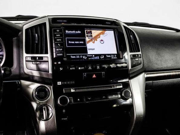 Toyota Land Cruiser 200 Series Рестайлинг 1 с пробегом 2012 года, цена 3 999 000 рублей, 93042 км, внедорожник, Автокод Объявления